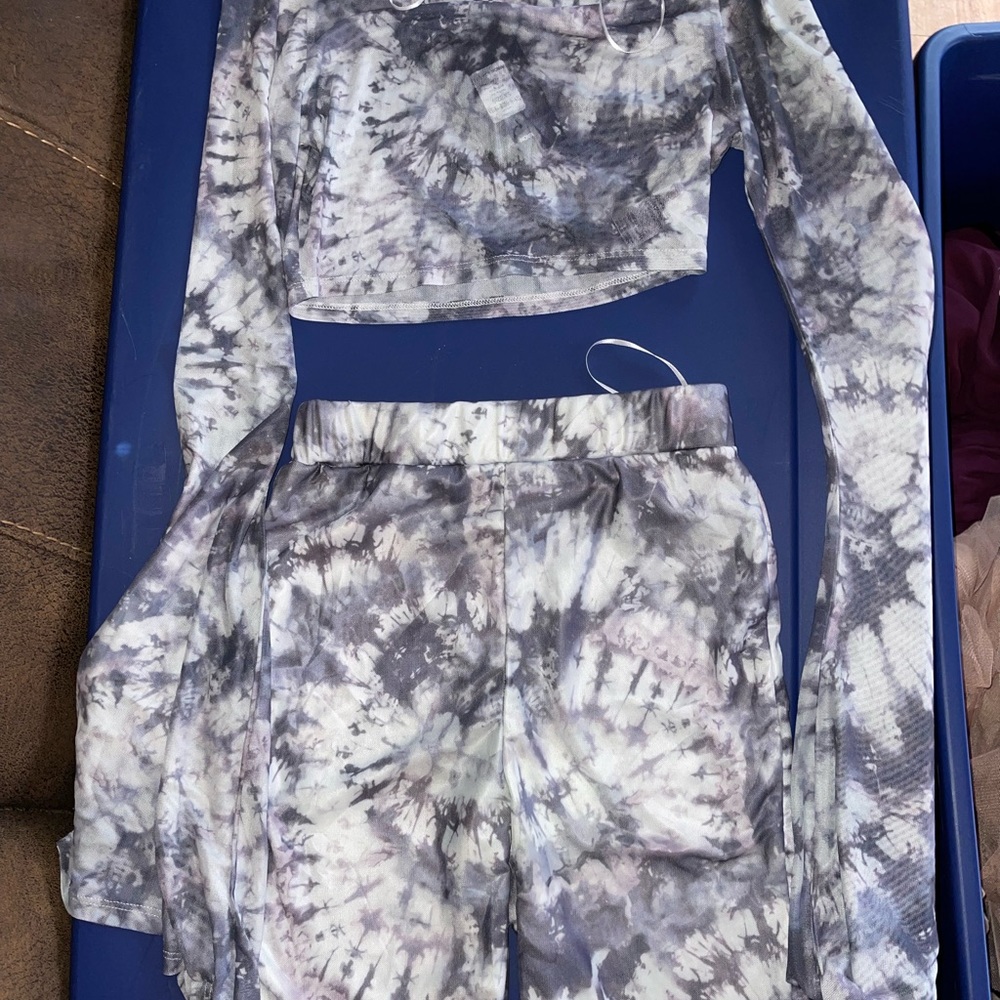 Fashion nova two piece / biker shorts